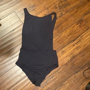 Roxy Medium black bathing suit.